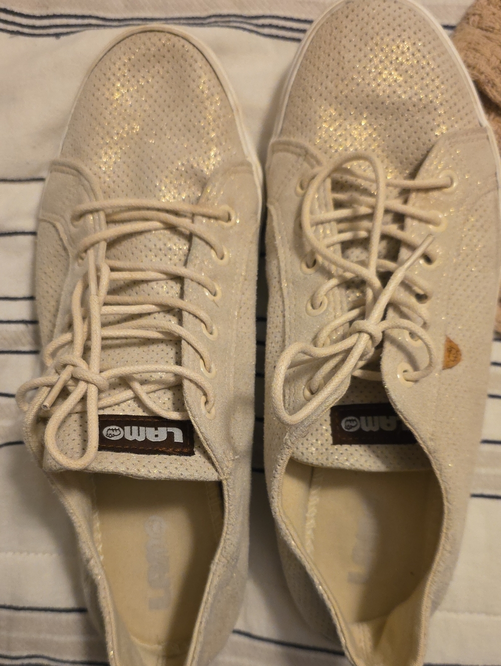 Lamo Women's Cream Sparkle Lace-Up Sneakers